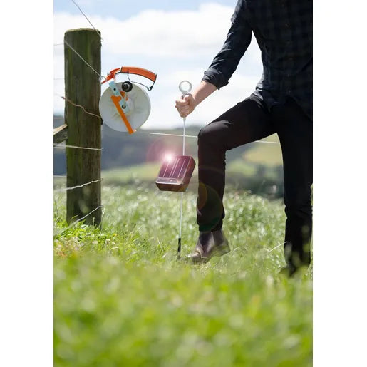 S12 Lithium Solar Energizer