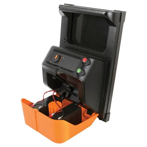 S200 Solar Energizer